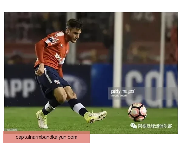 塔利亚菲科加盟里昂后表现稳定，球队未来值得关注