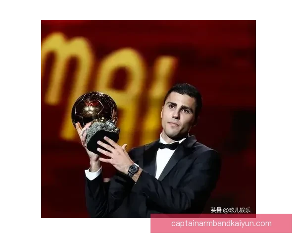 罗德里状态回暖，逐渐成为年度最佳后腰的竞争者